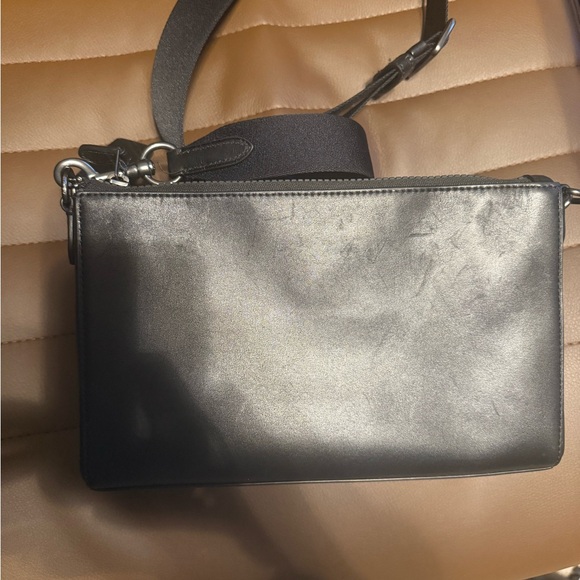 COACH - Picture 4 of 9